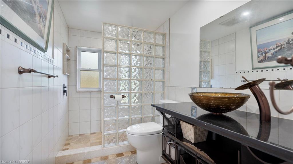 183 Blue Water Parkway Property Photo 24