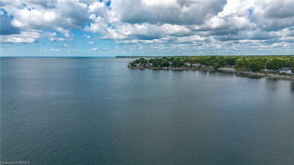 183 Blue Water Parkway Property Photo 36