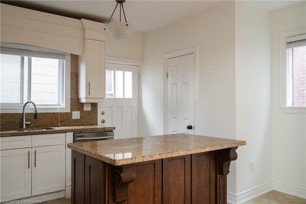 29 Case Street Property Photo 14