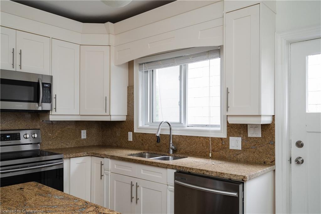 29 Case Street Property Photo 15