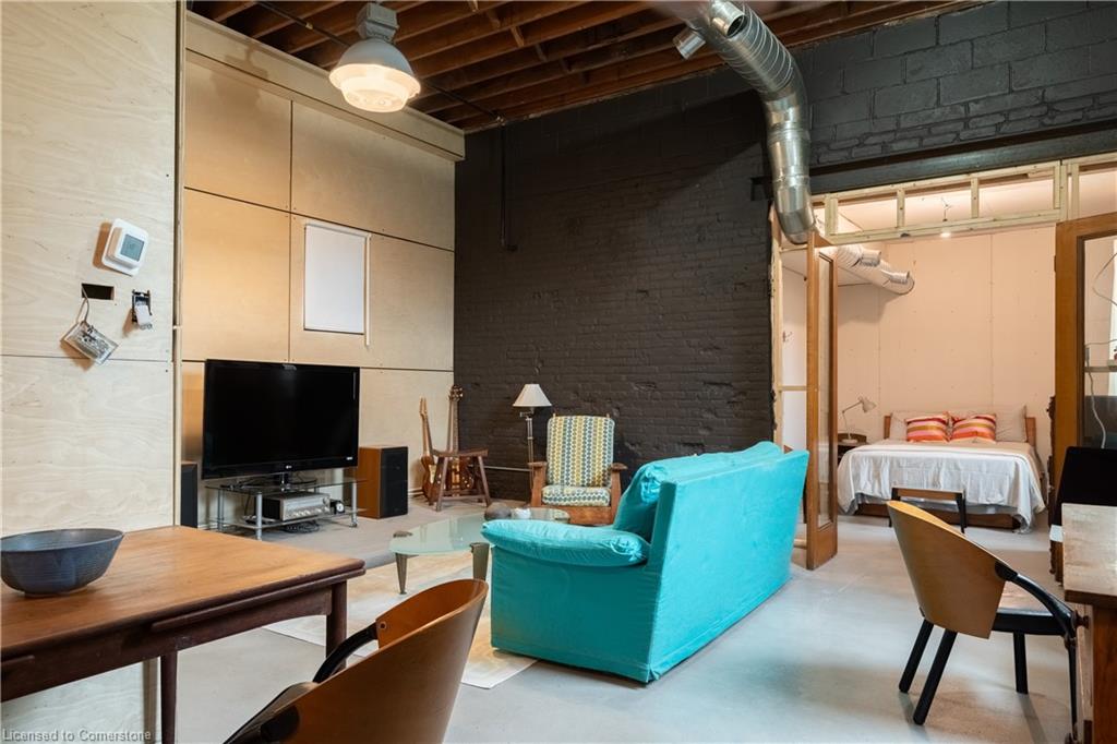 29 Case Street Property Photo 32