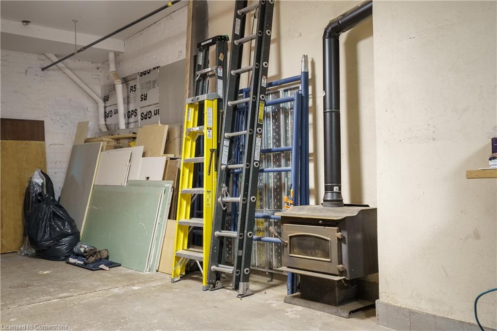 29 Case Street Property Photo 45