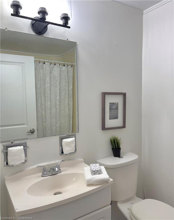37a-30 Regent Avenue Property Photo 1
