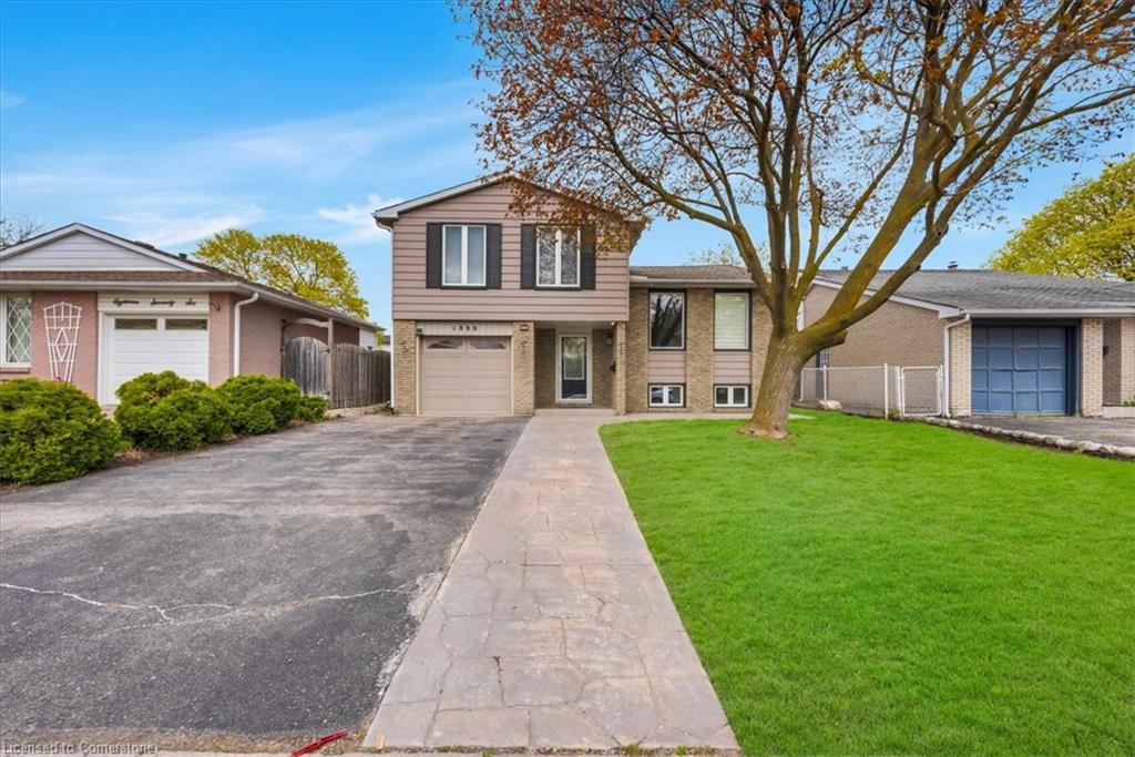 1880 Earlwood Drive Property Photo 1