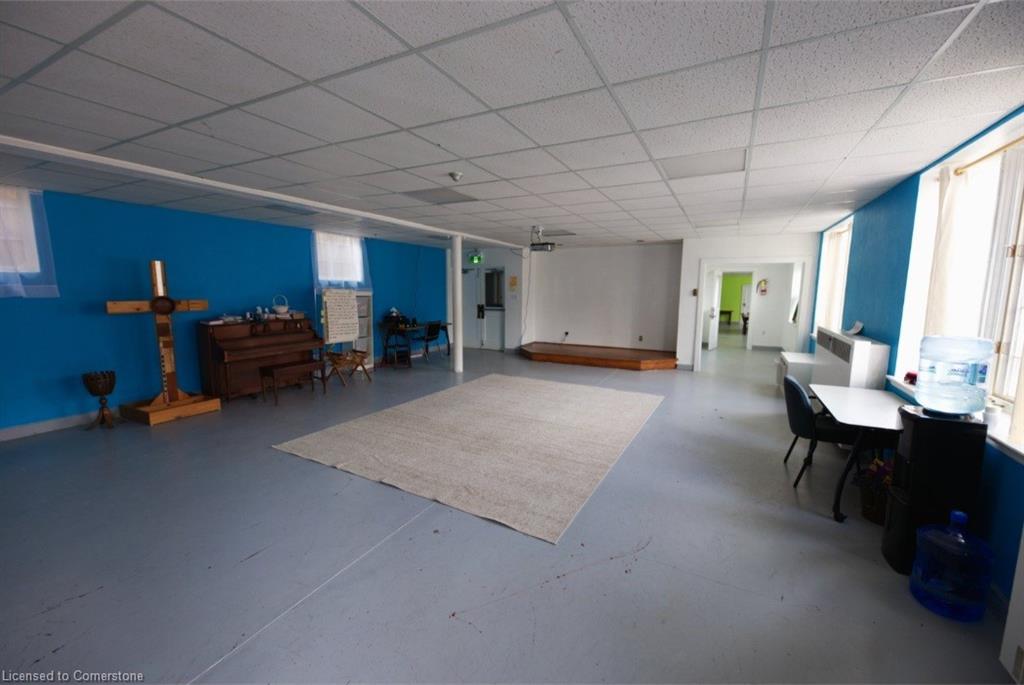 54 Benton Street Property Photo 8