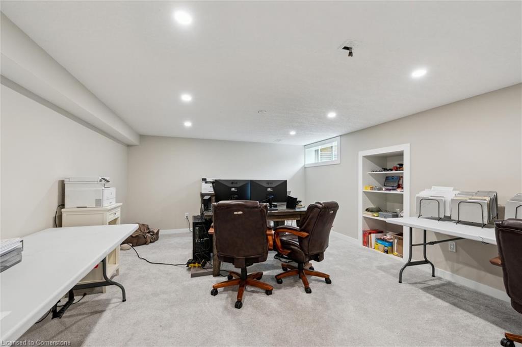 65 Winifred Street Property Photo 38