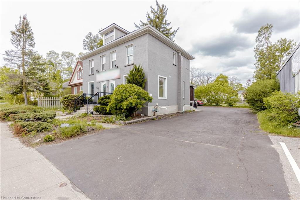 86 Cedar Street Property Photo 2