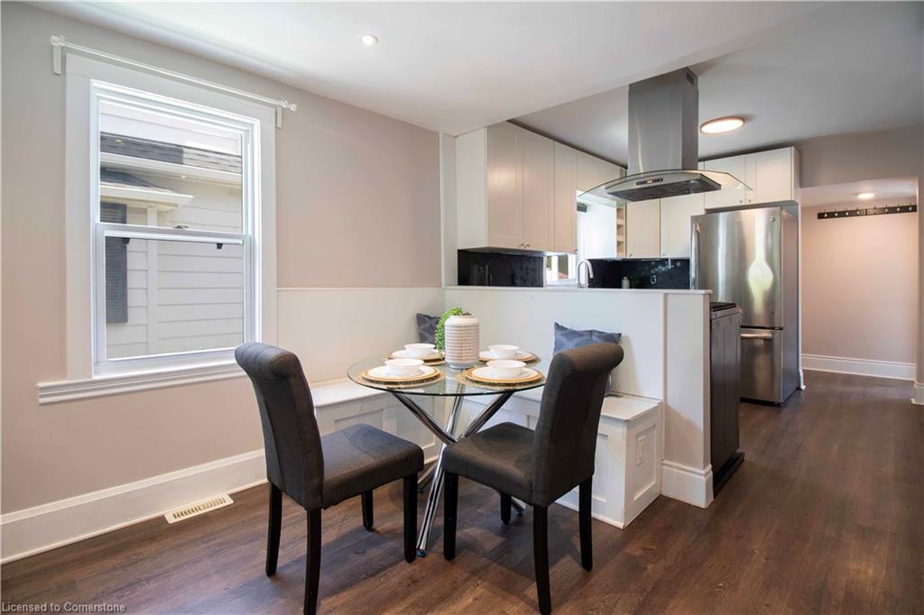 10 Manning Street Property Photo 8
