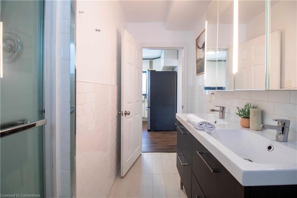 10 Manning Street Property Photo 14