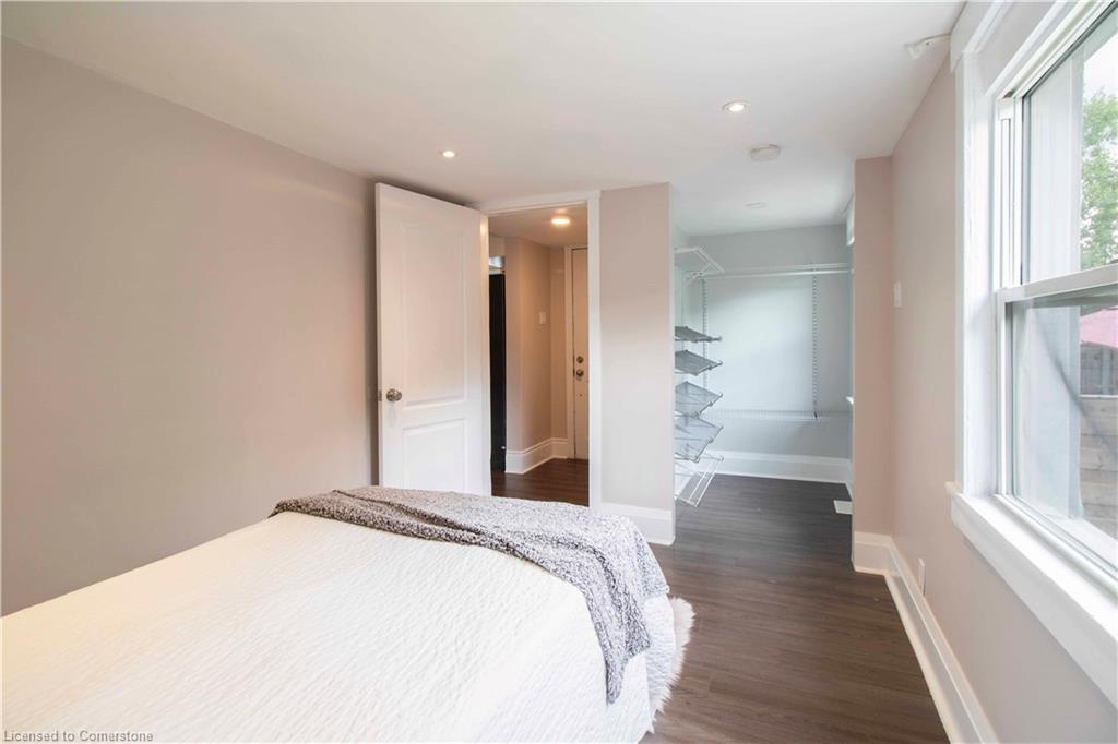 10 Manning Street Property Photo 21