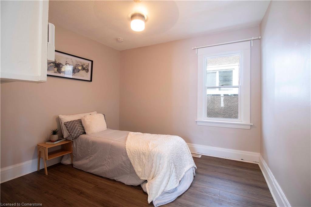 10 Manning Street Property Photo 24