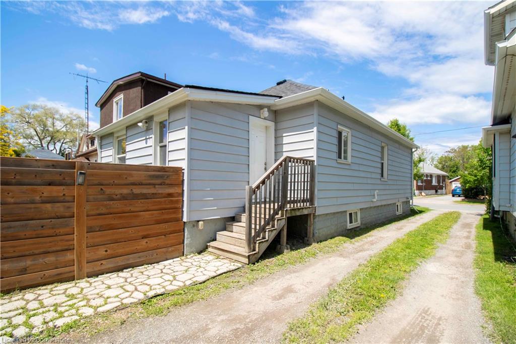 10 Manning Street Property Photo 27