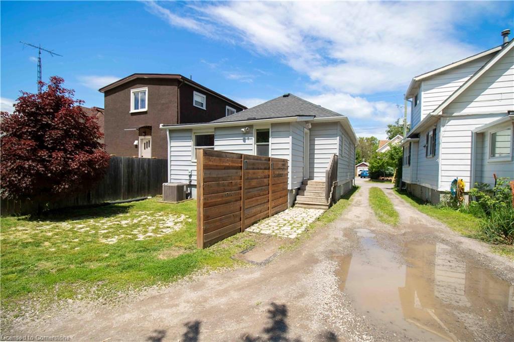 10 Manning Street Property Photo 28