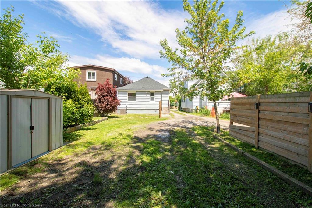 10 Manning Street Property Photo 32