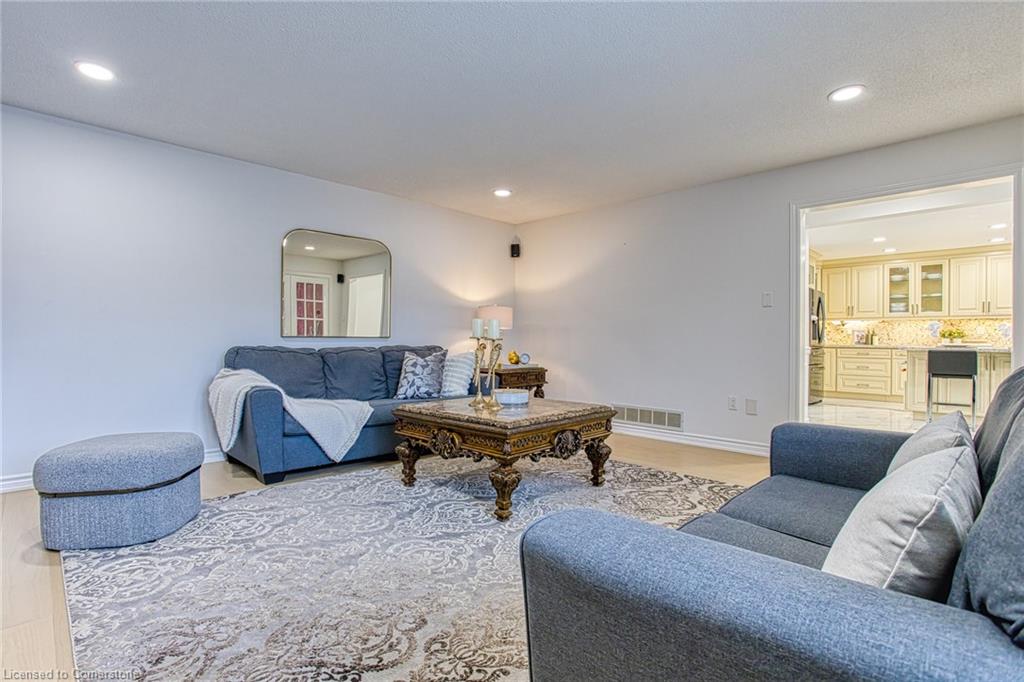 50 Tuscani Drive Property Photo 17
