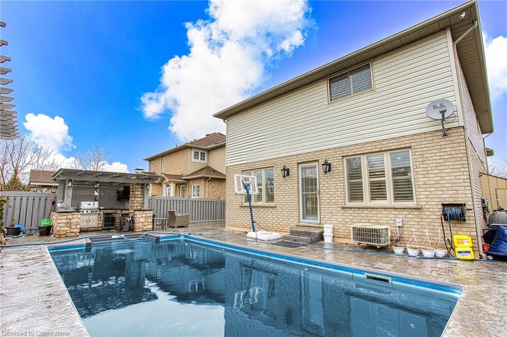 50 Tuscani Drive Property Photo 38