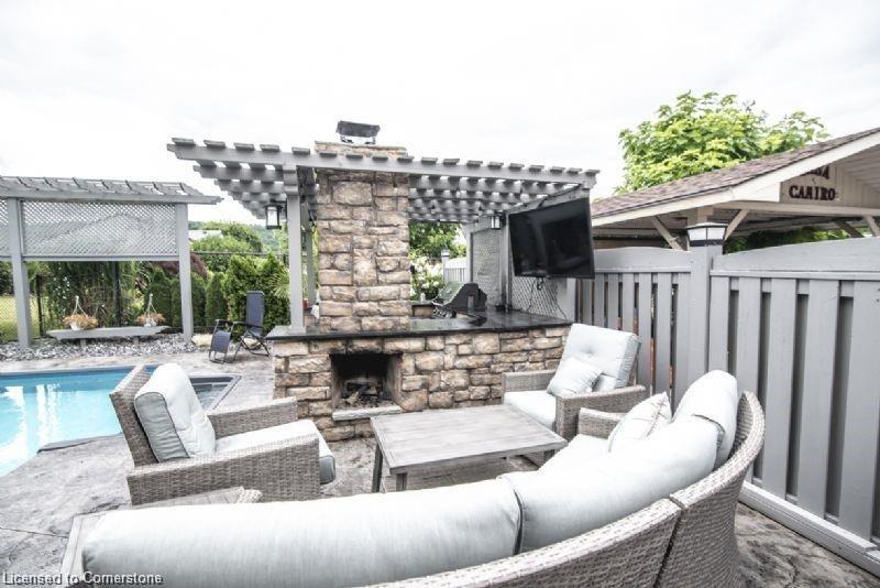 50 Tuscani Drive Property Photo 40