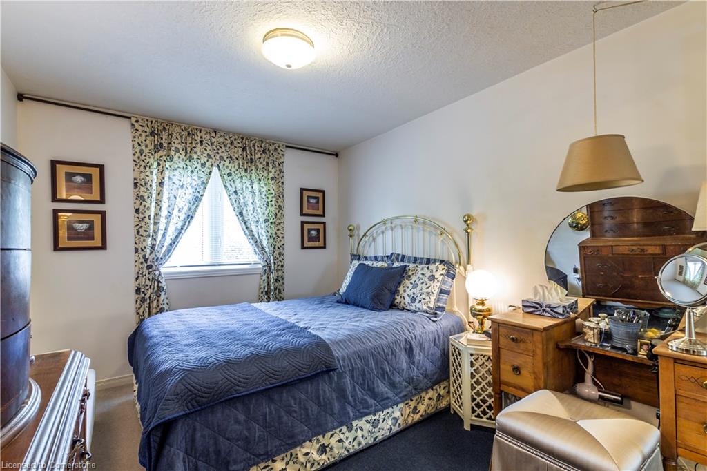 13 Ferncliffe Street Property Photo 12
