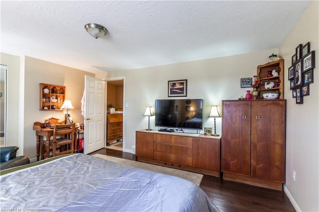 13 Ferncliffe Street Property Photo 16