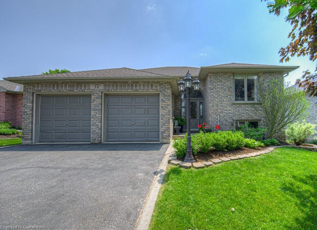 58 Bradbury Crescent Property Photo 1
