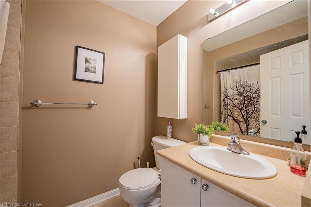 18-2270 Britannia Road W Property Photo 25