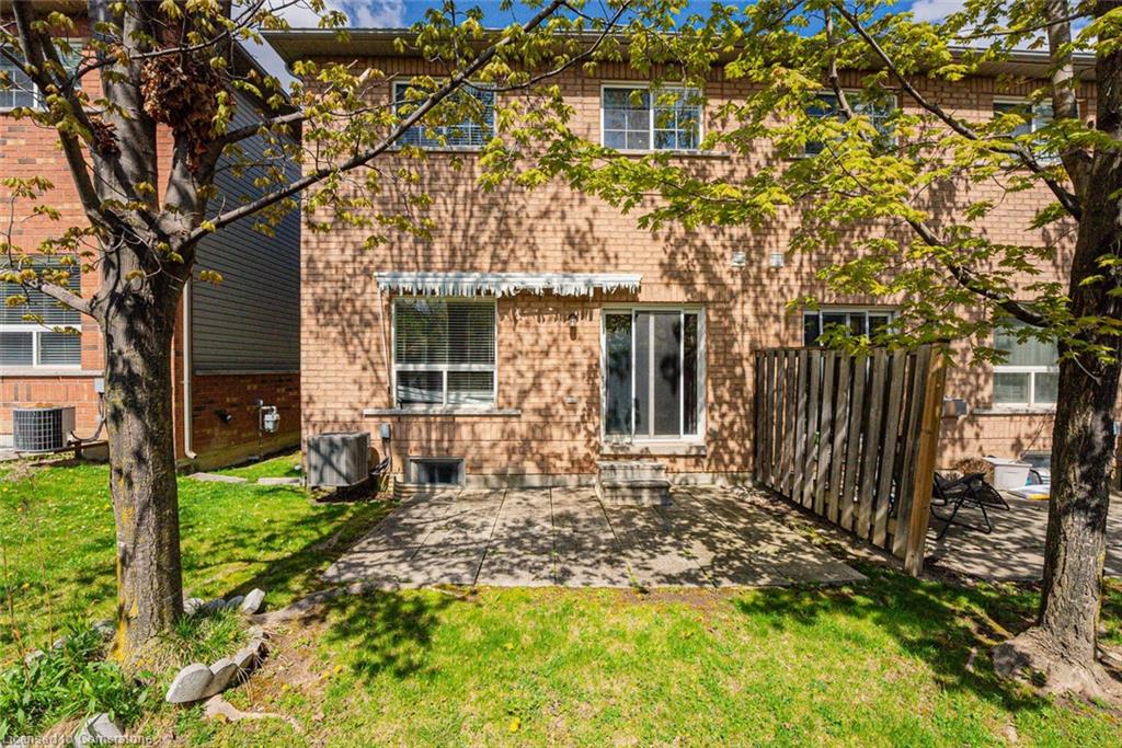 18-2270 Britannia Road W Property Photo 35