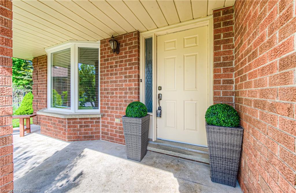 171 Mayberry Court Property Photo 4