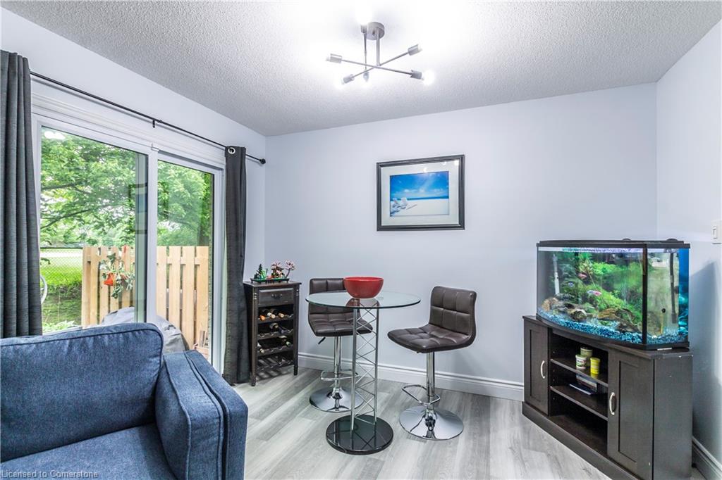 4-425 Kingscourt Drive Property Photo 13