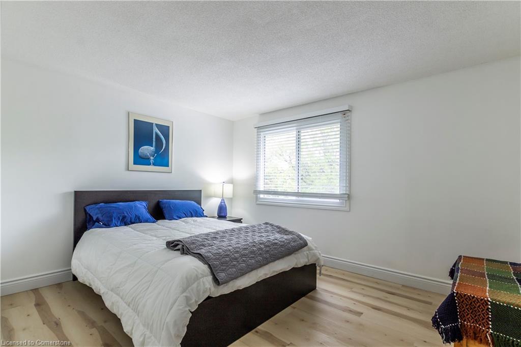 4-425 Kingscourt Drive Property Photo 15