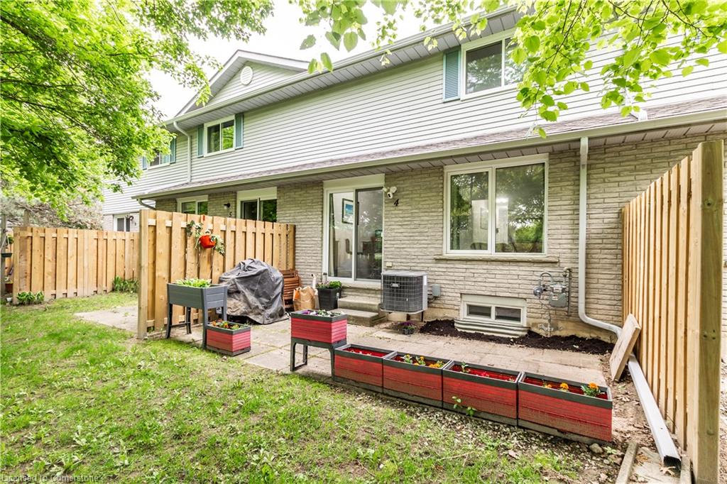 4-425 Kingscourt Drive Property Photo 24
