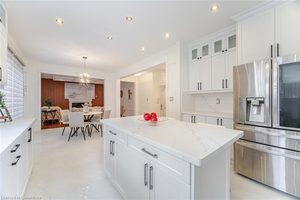 2185 Highcliffe Way Property Photo 14