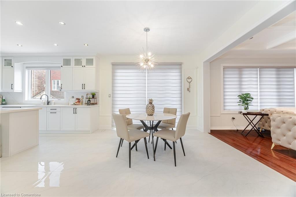 2185 Highcliffe Way Property Photo 15