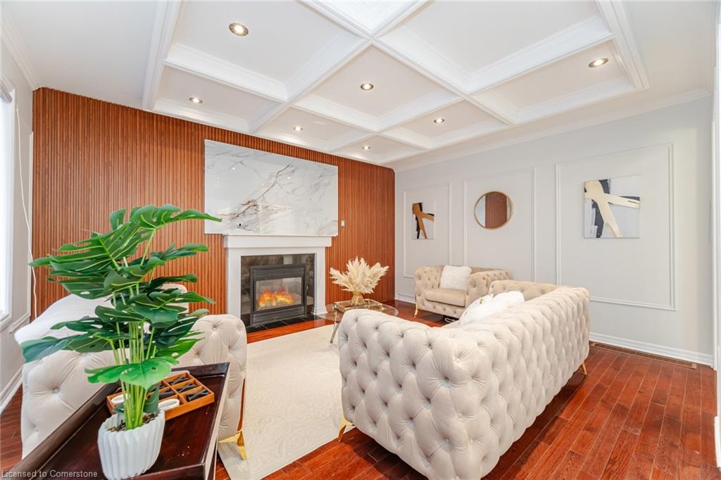 2185 Highcliffe Way Property Photo 16