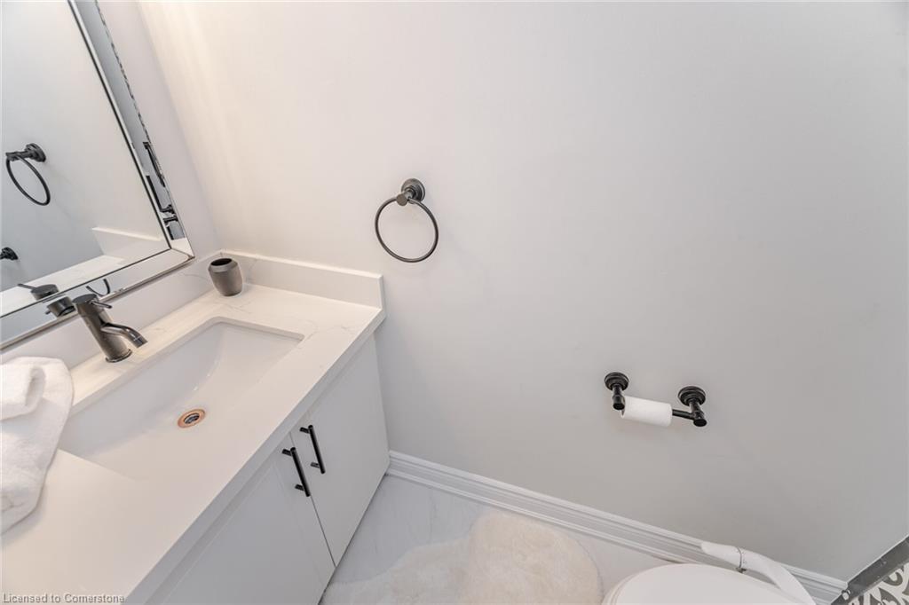 2185 Highcliffe Way Property Photo 19