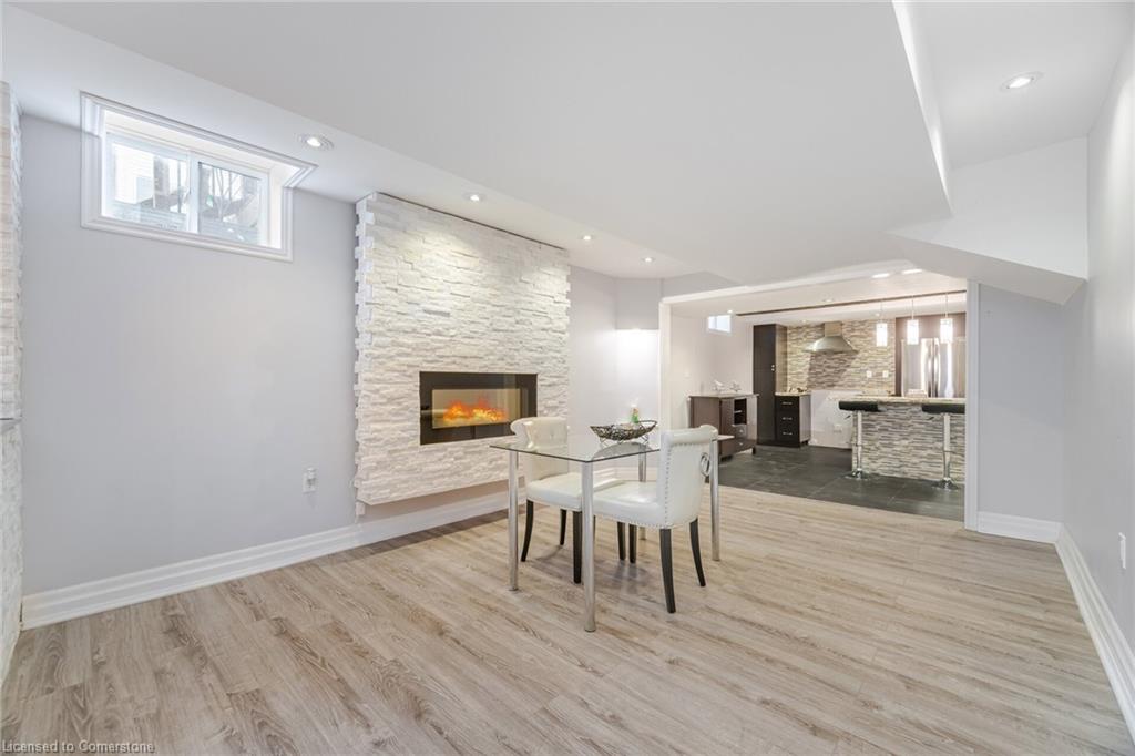 2185 Highcliffe Way Property Photo 42