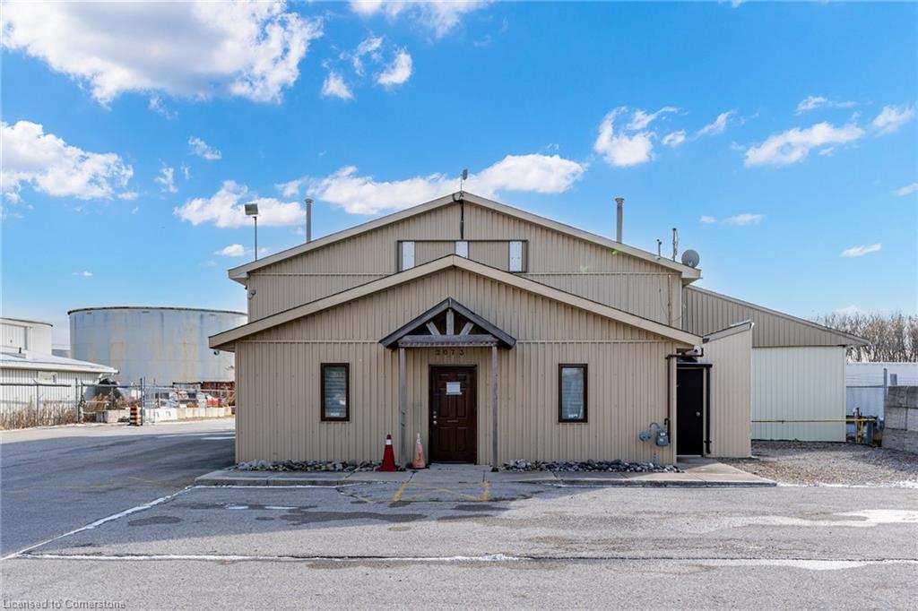 2073 Piper Lane
