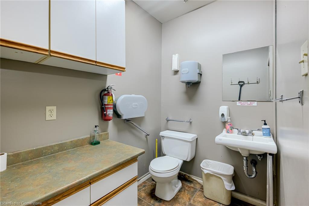 2073 Piper Lane Property Photo 23