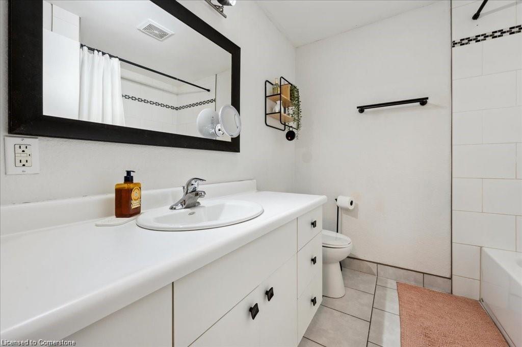104 Kingswood Drive Property Photo 23