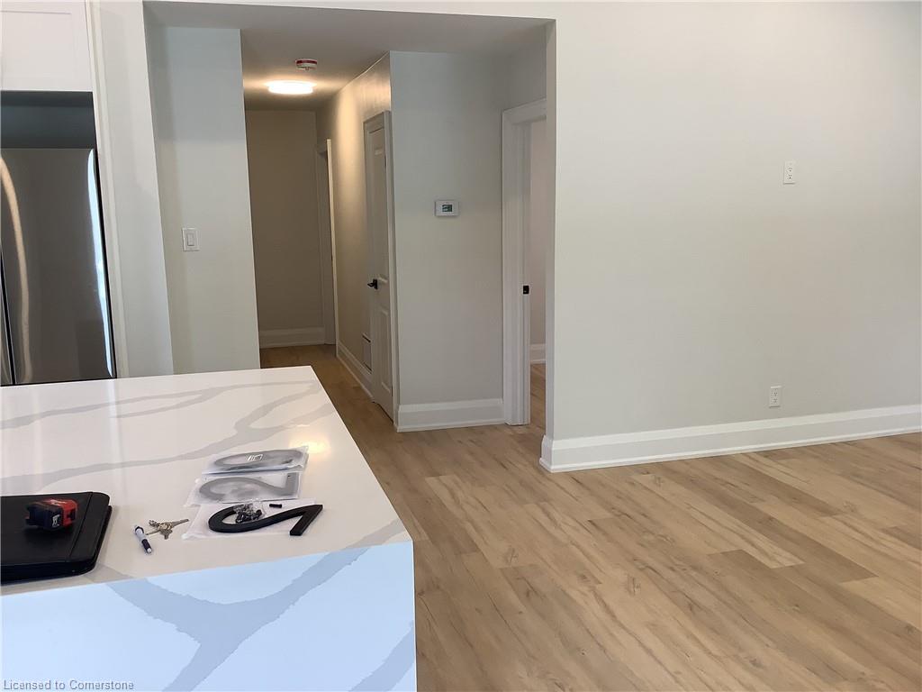 229 West 18th Street Property Photo 6