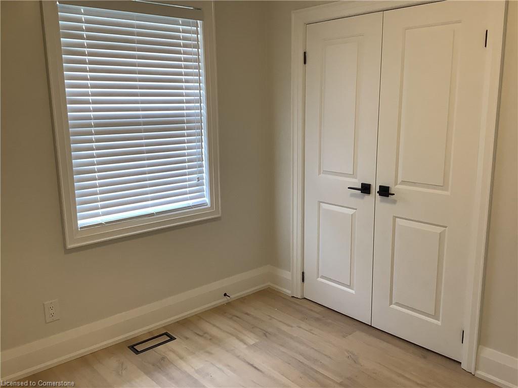 229 West 18th Street Property Photo 11