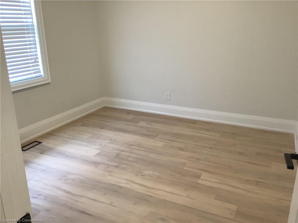 229 West 18th Street Property Photo 14