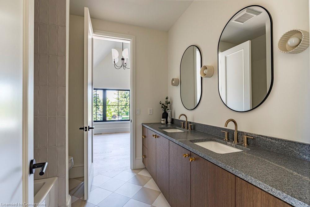 18 Teeter Place Property Photo 32