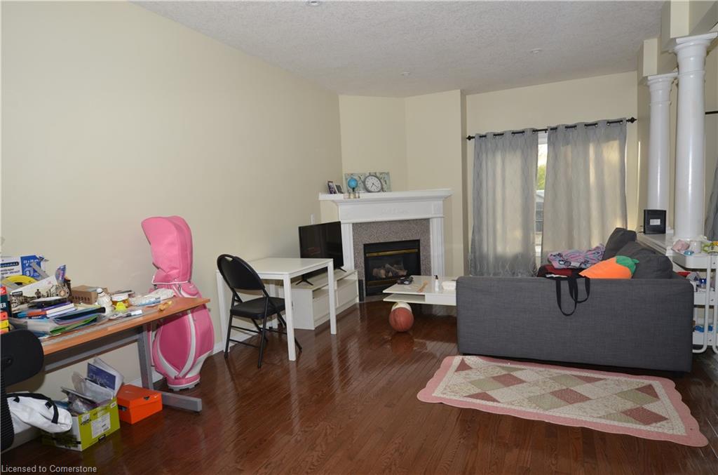 524 Stonehenge Drive Property Photo 5