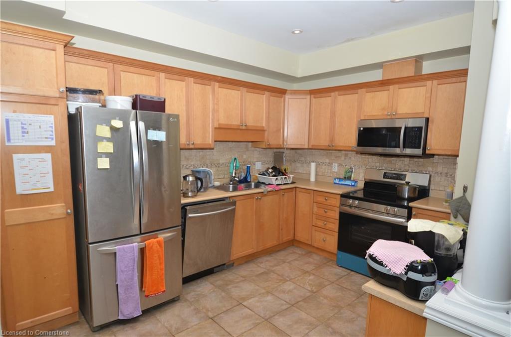 524 Stonehenge Drive Property Photo 10