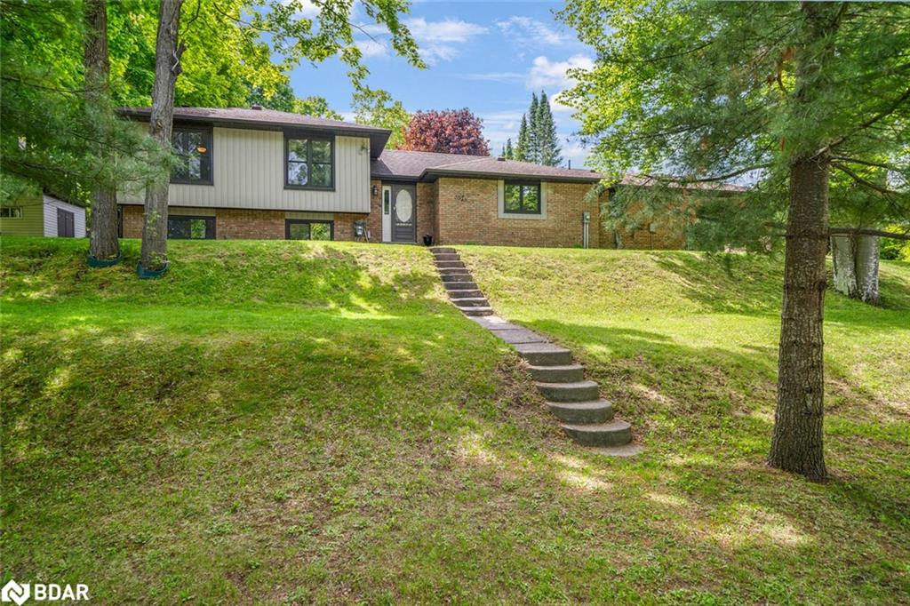 3923 Guest Road Property Photo 1