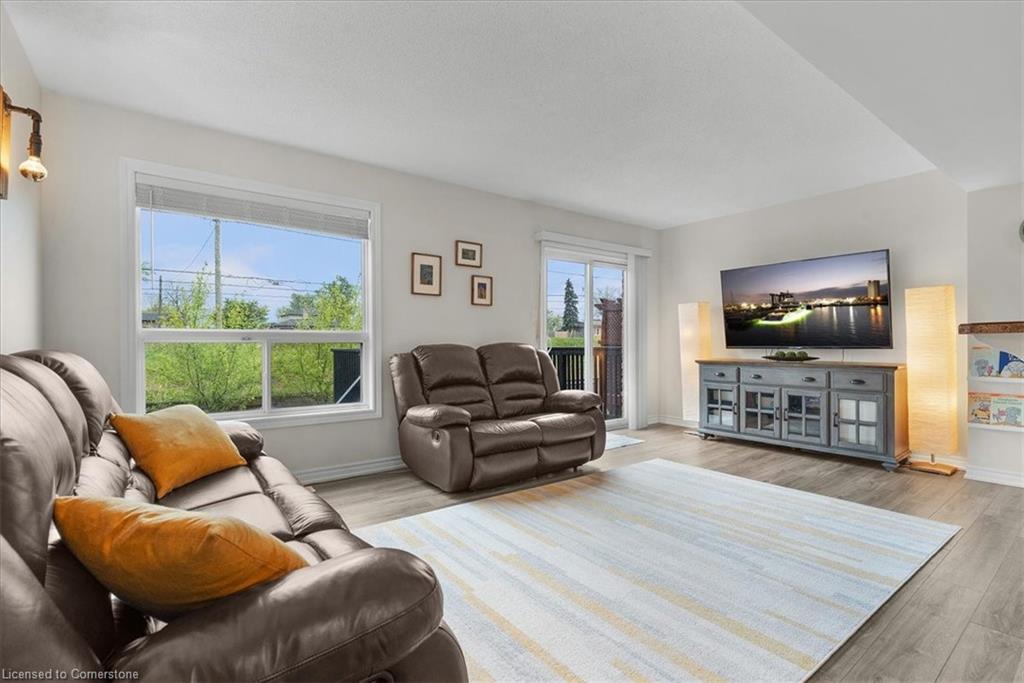 11 Thames Way Property Photo 8