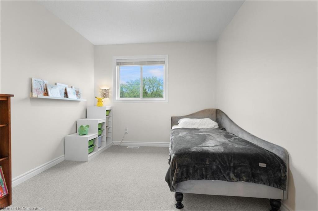 11 Thames Way Property Photo 17