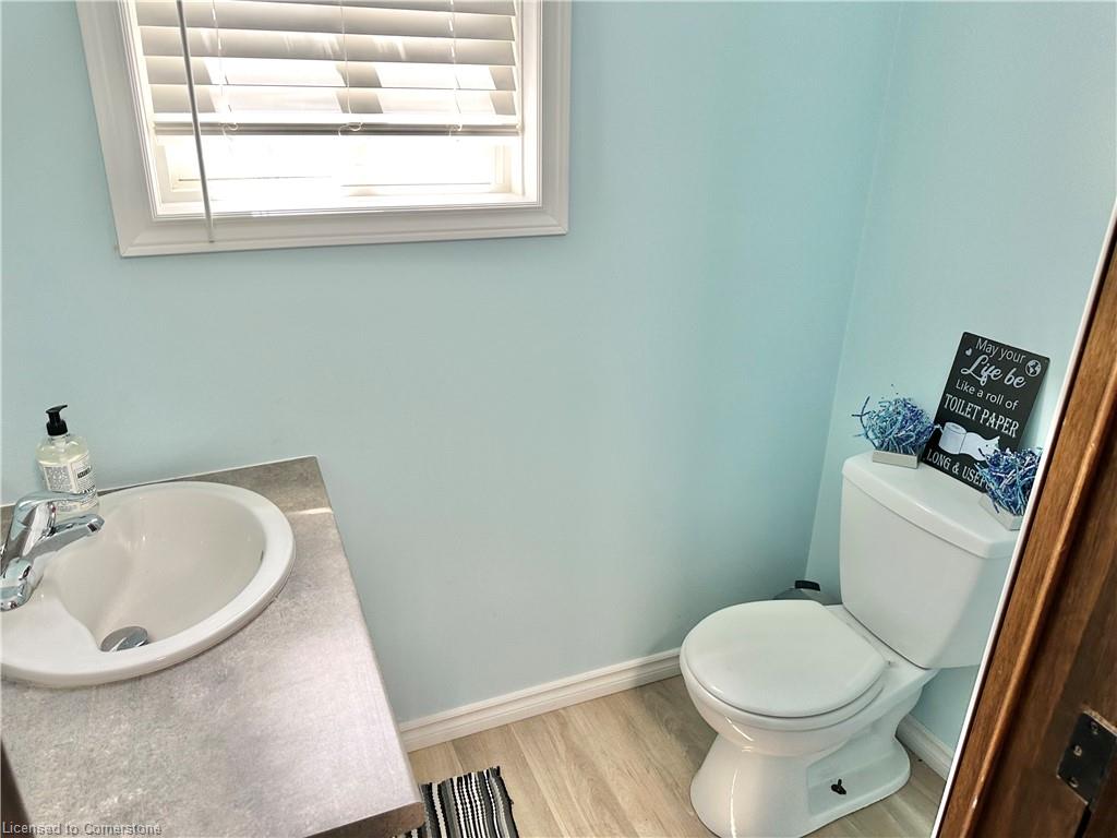 124 Oak Street Property Photo 28