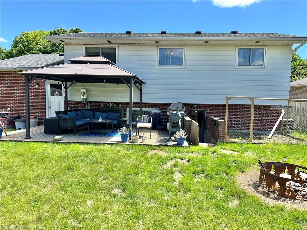 124 Oak Street Property Photo 35