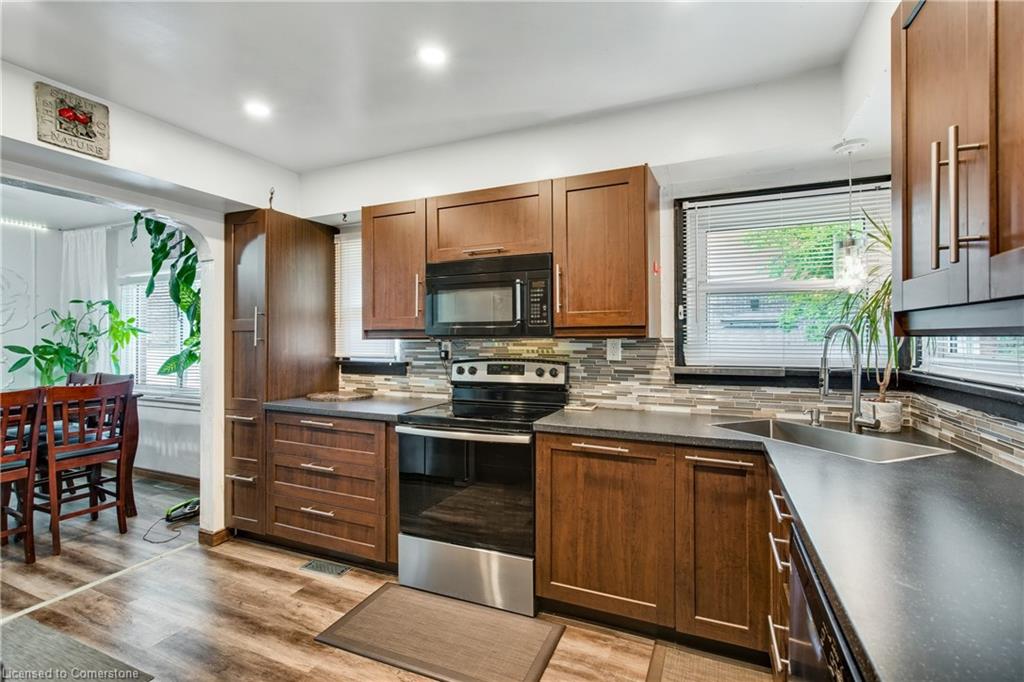 271 Margaret Avenue Property Photo 19